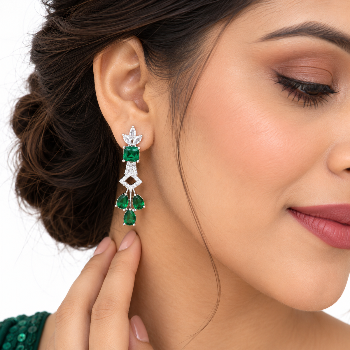 Emerald Green Silver Necklace Set With Drop Earrings