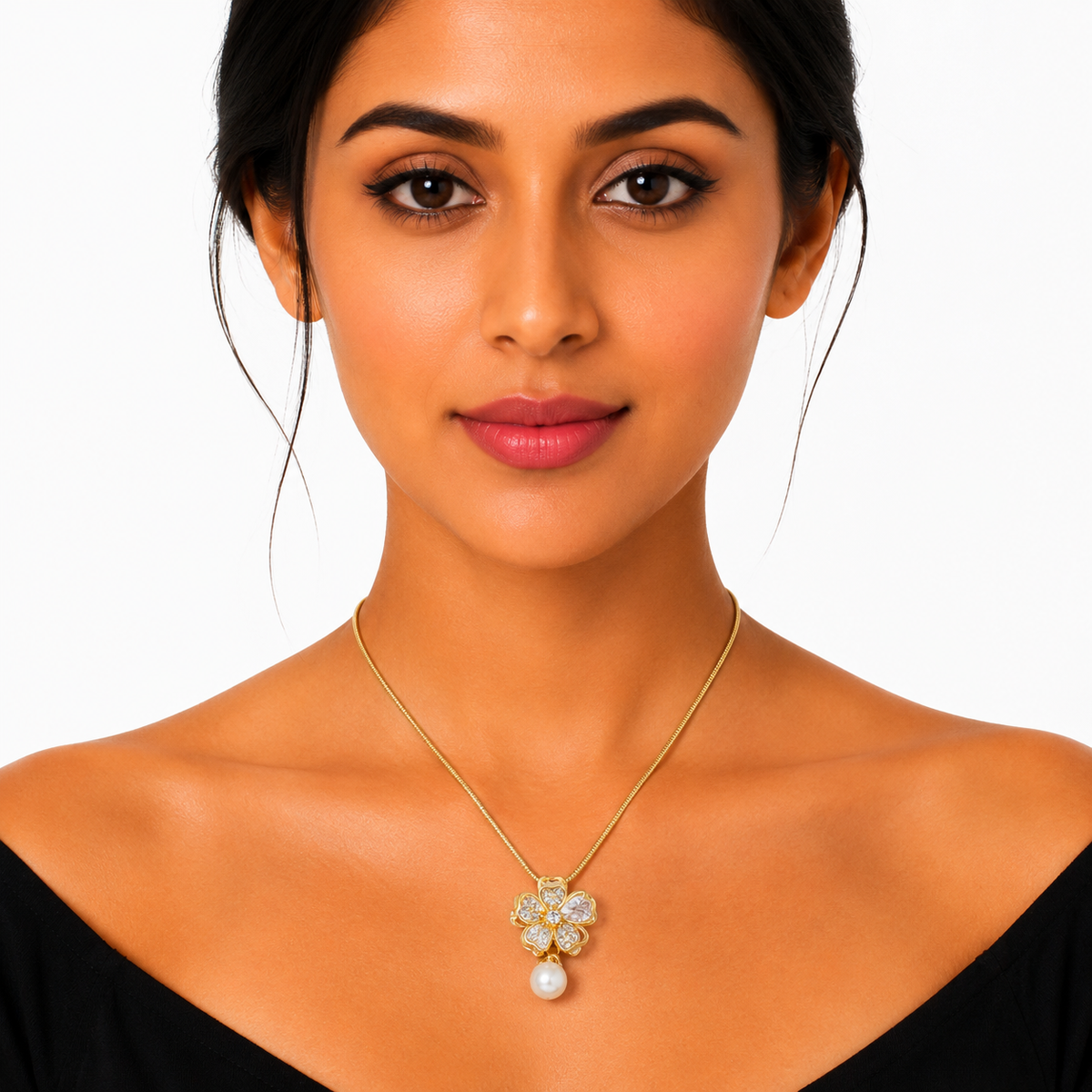 Anti Tarnish Gold Plated Floral Pendant Set for Women