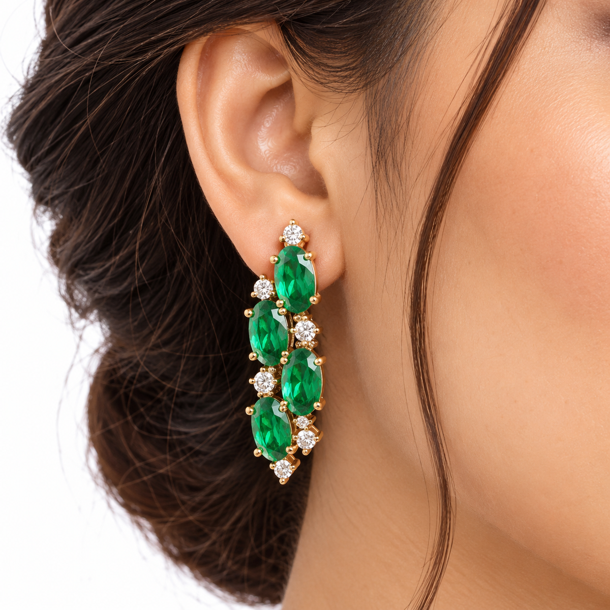 Emerald Green Crystal Necklace Set With Gold Accents