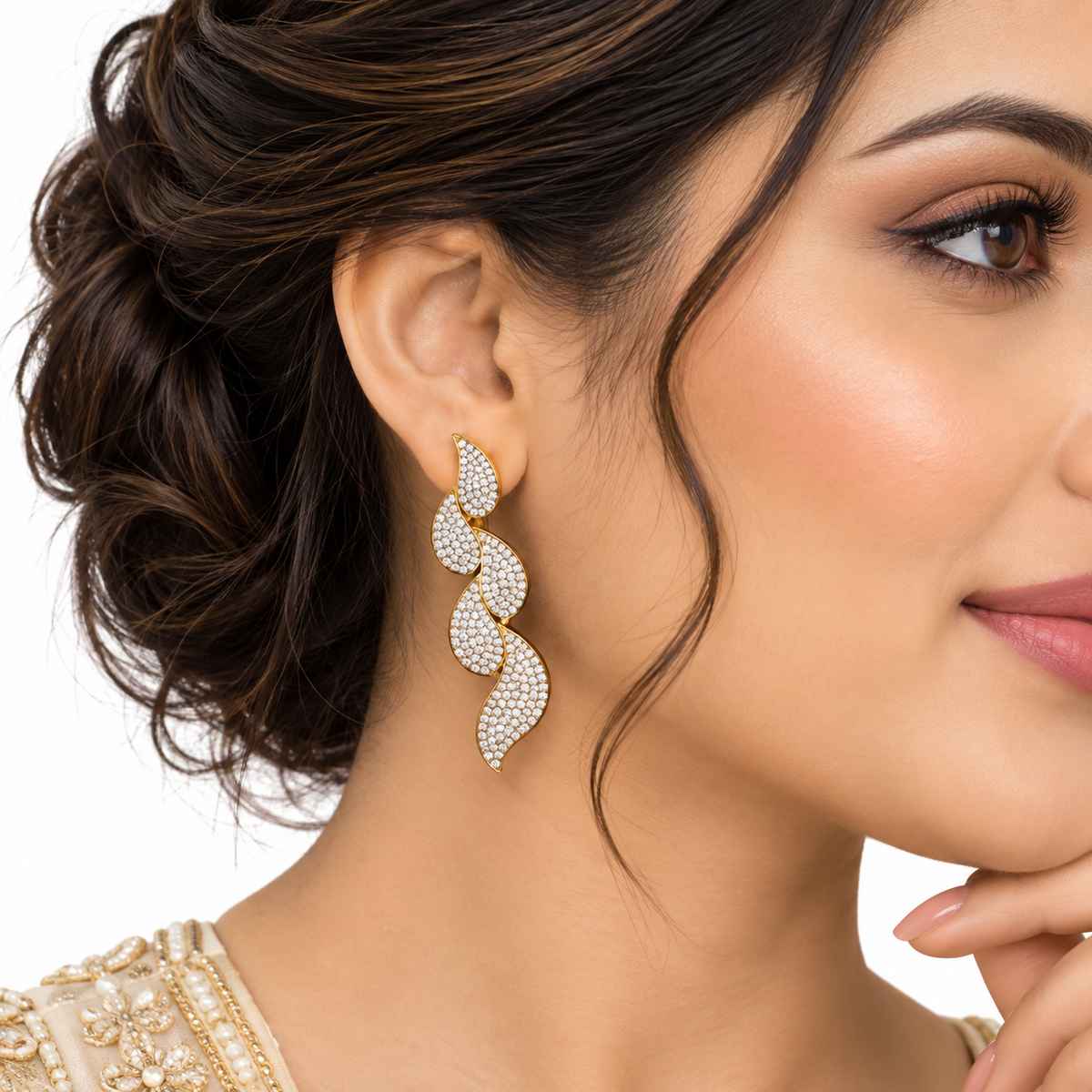 Gold Leaf Pattern Necklace Set with Crystal Earrings