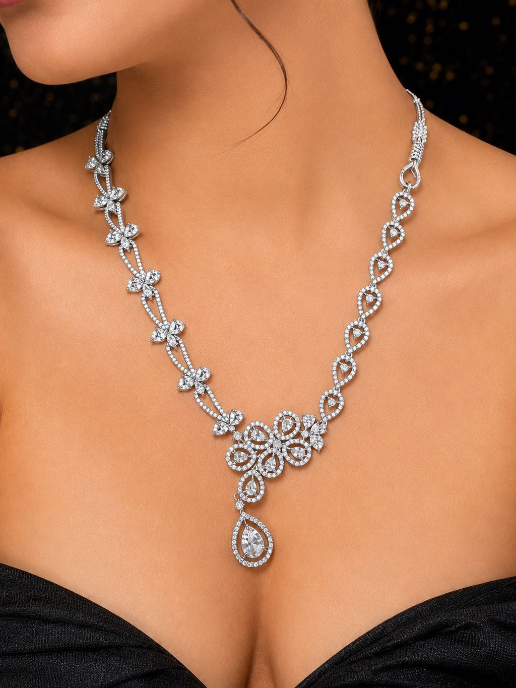 Ankuna Celestial Bloom Diamond Necklace Set