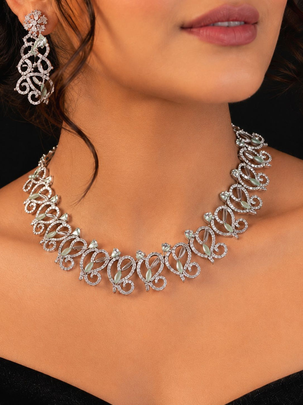 Ankuna Crystal Vine Necklace Set