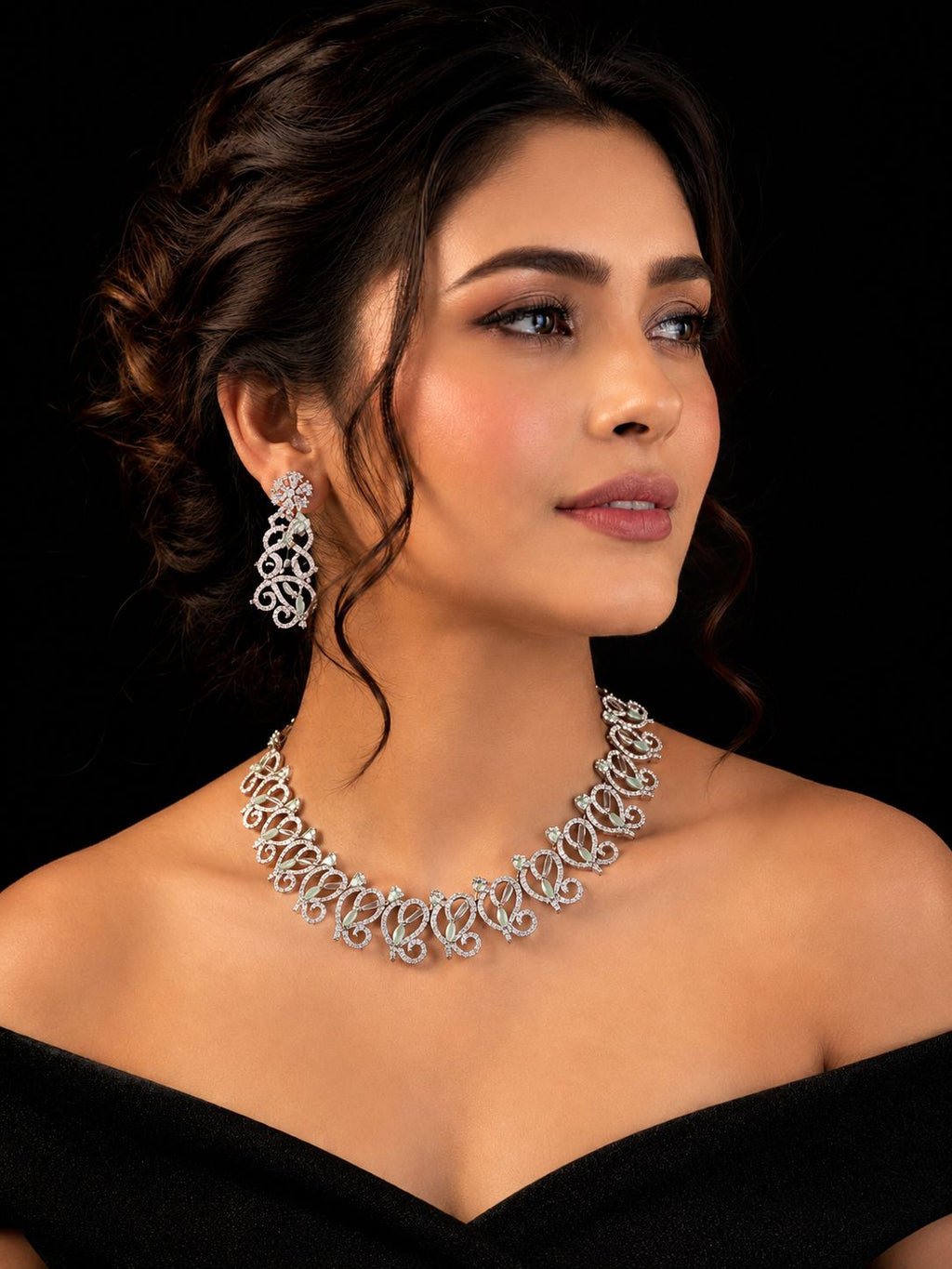 Ankuna Crystal Vine Necklace Set