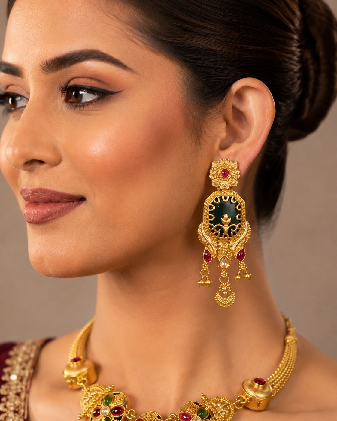 Ankuna Royal Peacock Heritage Pendant Necklace Set