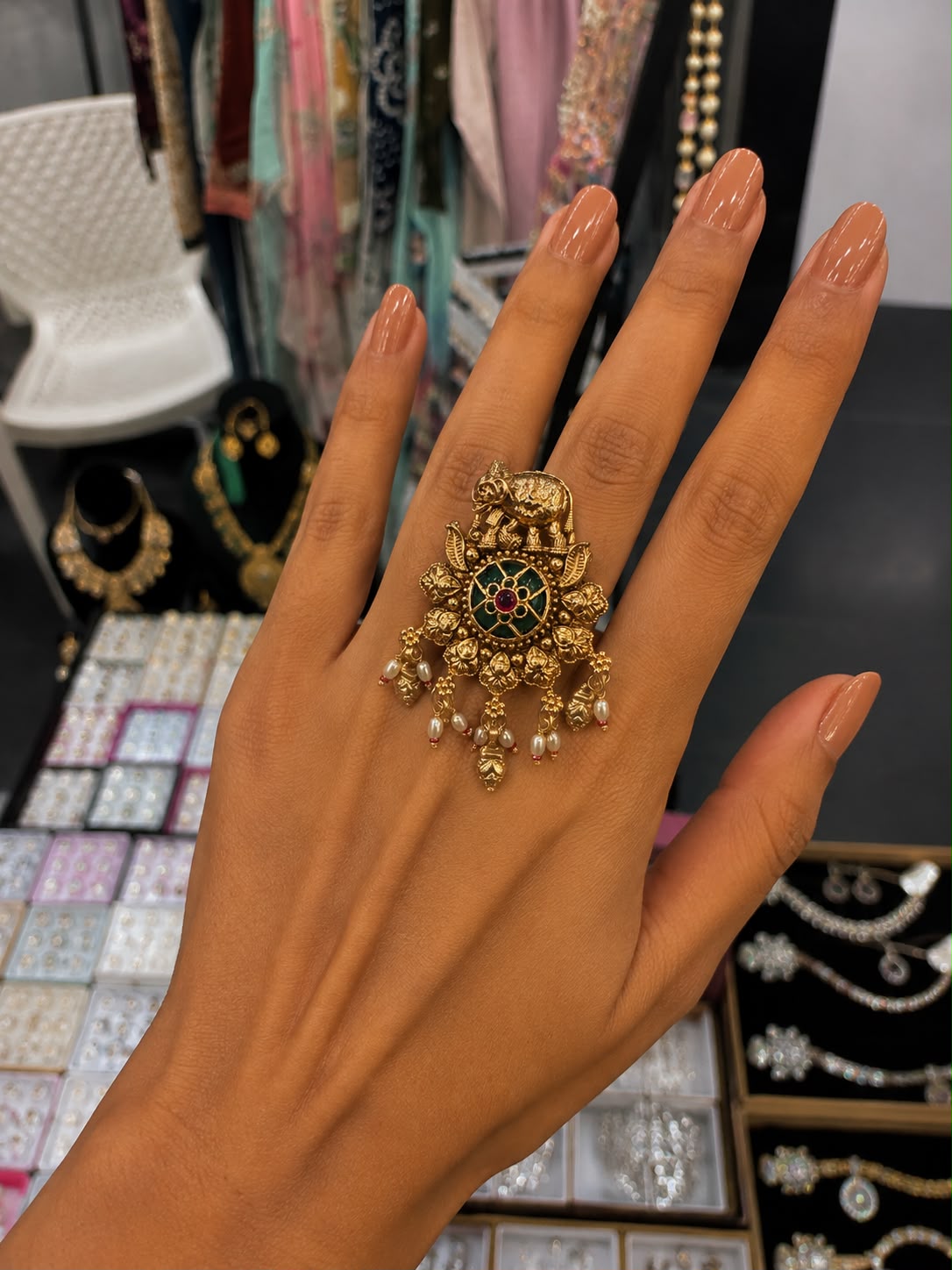 Royal Elephant Emerald Heritage Ring